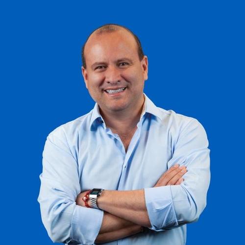 Christian Álvarez encabeza el listado de candidatos a diputados por el distrito central por el partido CREO. (Foto: redes sociales)