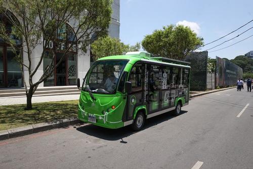 Los buses el&eacute;ctricos recorrer&aacute;n Ciudad Cayal&aacute; sobre el bulevar Austriaco(Foto: Municipalidad de Guatemala)