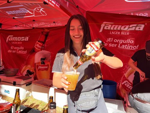 Cerveza Famosa, Salvavidas, festival chap&iacute;n, gastronom&iacute;a, cultura, guatemalteca, artesan&iacute;as, familia, Los &Aacute;ngeles, Guatemala, Soy502