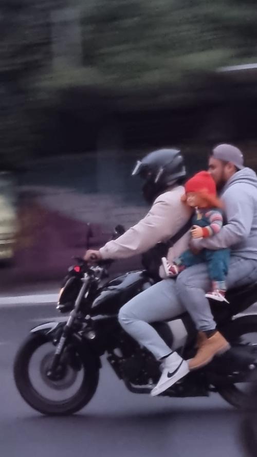 Chucky, tránsito, Guatemala, viral