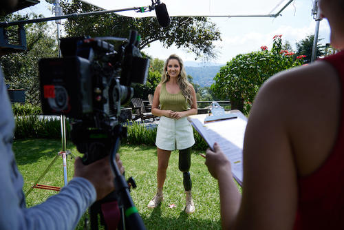 La colombiana revel&oacute; la clave de su actitud positiva ante la vida. (Foto: NBC Universal)