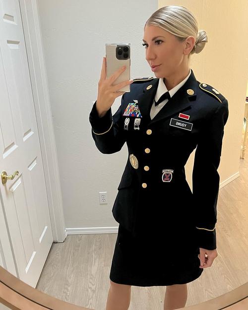 Influencer, muerte, hija, Michelle Young