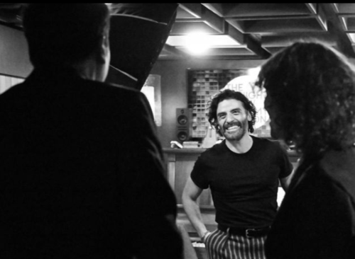 Gaby Moreno, Oscar Isaac, show, Jimmy Fallon 