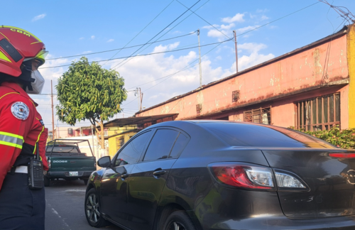 Zona 11, persona fallecida, vehículo estacionado