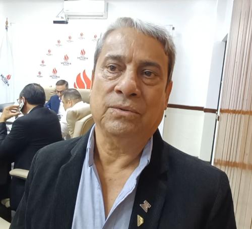 El director de Caminos, &Aacute;lvaro Cu&eacute;llar, inform&oacute; habl&oacute; sobre la construcci&oacute;n del Anillo Regional. (Foto: Karla Guti&eacute;rrez/Soy502)