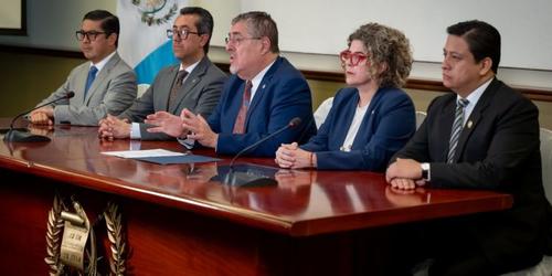 Según el presidente Bernardo Arévalo, la iniciativa que se presentó al Congreso, es un golpe directo al corazón del narcotráfico y del crimen organizado. (Foto: AGN/Soy502)