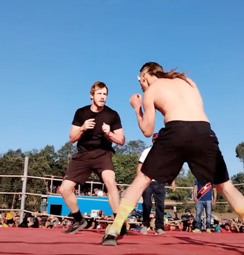 Matthew en uno de sus enfrentamientos de Chivarreto en 2024. (Foto: redes sociales)