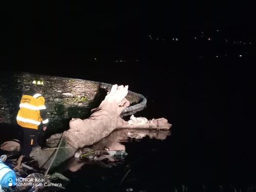 El primer cuerpo fue hallado atado de pies y manos. (Foto: Bomberos Voluntarios)