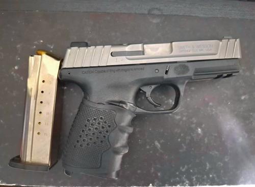 Esta fue el arma decomisada. (Foto: PNC)