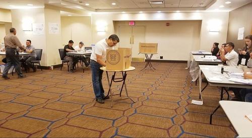 En el proceso electoral de 2019 se aplicó por primera vez el voto en el extranjero. (Foto: Archivo/Soy502)