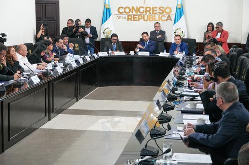 Los jefes de bloque se volvieron a reunir este lunes, después de los dos meses y medio que duró el receso parlamentario. (Foto: Wilder López/Soy502)