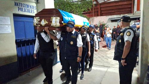 Durante un operativo los dos investigadores DEIC murieron tras ser atacados a balazos en el barrio El Llano, aldea Pelillo Negro, Chiquimula. (Foto: PNC)