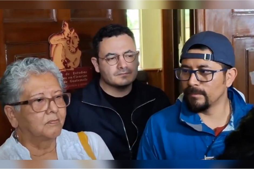 La fractura en el oficialismo ocurrió cuando Samuel Pérez y otros diputados que lo siguen decidieron seguir adelante con la creación del partido Raíces, aunque miembros de Semilla les pidieron reconsiderar. (Foto: Archivo/Soy502)