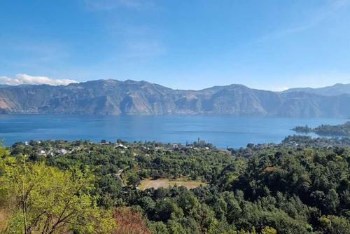 La vista desde el primer mirador del cerro es cautivadora para todos los visitantes. (Foto: Alfonso Guárquez/Colaborador)