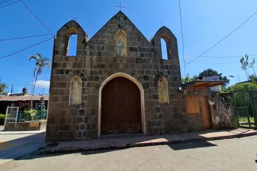 La comunidad también cuenta con una iglesia católica, llena de encanto y tradición. (Foto: Alfonso Guárquez/Colaborador)