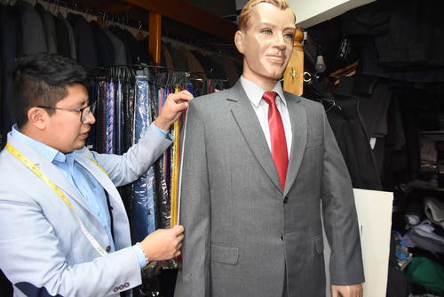 Los cortes son importantes y el tamaño de las solapas ha ido variando. (Foto: Erick Colop/Colaborador)