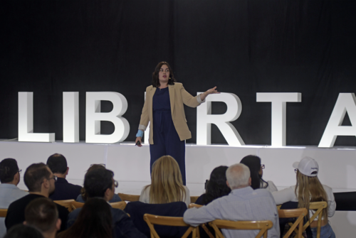 Ligia Briz de AFI, afirmó que "el futuro no se hereda, el futuro se conquista". (Foto: Orlando Chile/Colaboración)