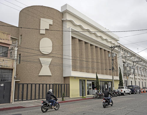 Edificio del Cine Fox.