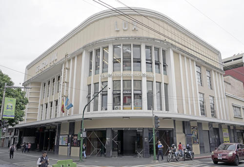 Edificio del Teatro Lux.