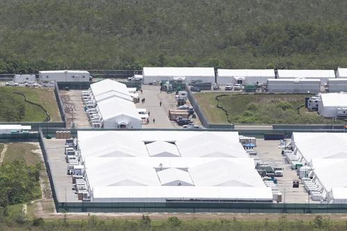 Vista aérea del centro de detención Alligator Alcatraz, construido recientemente en Florida. (Foto: The New York Times)