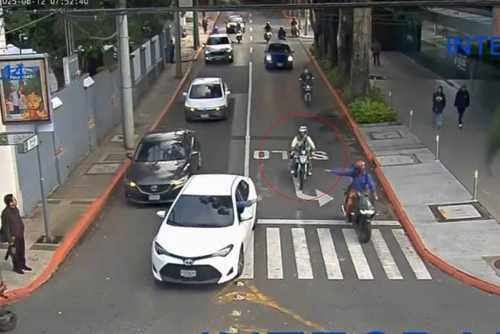 Momentos antes del ataque armado. (Imagen: captura de pantalla)