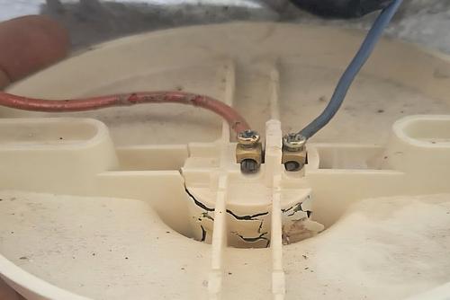 Cambiar los interruptores de luz y los tomacorrientes de forma periódica es necesario. (Foto: Oswaldo Cop/Colaborador)