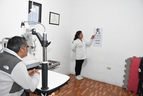 Visitar a un profesional es importante para cuidar y proteger los ojos. (Foto: Erick Colop/Colaborador)