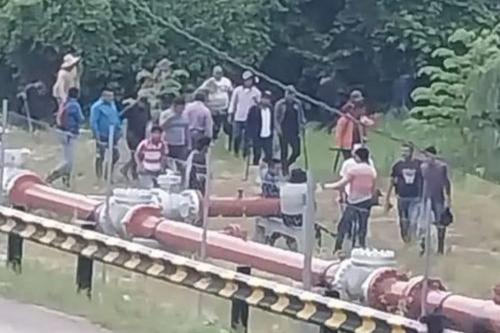 Perenco, ocupación terrenos, Campo Xan, Guatemala, 02