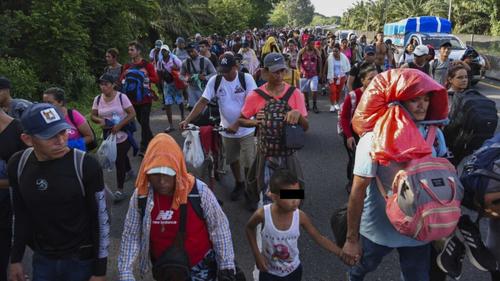 Ciudadanos mexicanos llegaron al departamento de Huehuetenango huyendo de la violencia en el estado de Chiapas, México.(Foto: AFP/Archivo) 