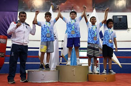 Fredy Pleitez ha acompañado al podio a decenas de atletas. (Foto: Marvin Pos/Colaborador)