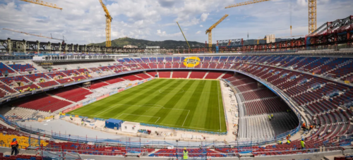 El club ya instaló la nueva gramilla, pero aún no tiene autorización para jugar. (Foto: FCB)