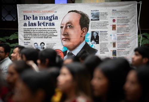 El proyecto cumple un sueño de su abuelo: acercar la literatura de Miguel Ángel Asturias a todos los guatemaltecos.  (Foto: Cortesía, Ministerio de Cultura y Deportes)
