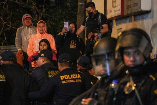 Gaviotas, menores, disturbios, audiencia