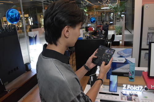 Samsung, Andy Choy, creador de contenido, Galaxy Z Fold 7, videos, cámara, Guatemala, Soy502