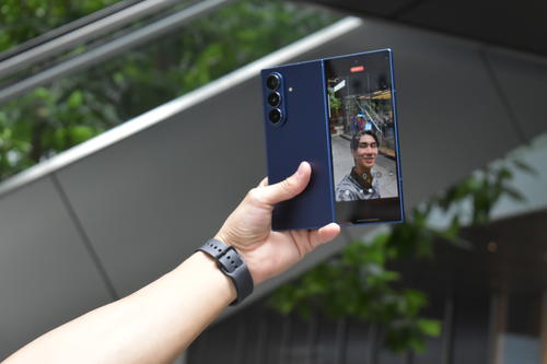 Samsung, Andy Choy, creador de contenido, Galaxy Z Fold 7, videos, cámara, Guatemala, Soy502