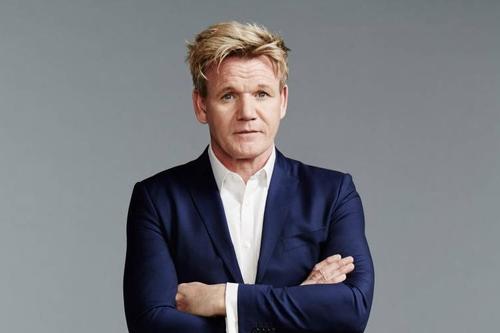 El chef sorprendió al mostrar la cicatriz detrás de su oreja. (Foto: X)