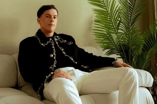 Guaynaa aporta su sello a un tema icónico de Edgar Joel y Anthony Colón. (Foto: X)