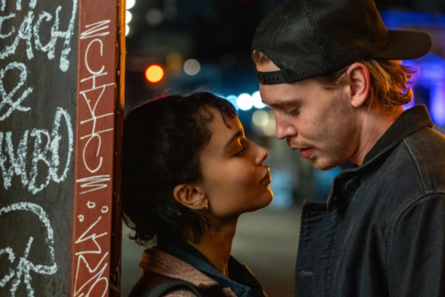 El romance entre Butler y Kravitz se verá interrumpido luego de un pequeño favor. (Foto: Archivo)