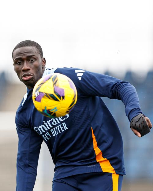 Este año, Mendy ha disputado 15 partidos, 14 la pasada temporada hasta que cayó lesionado en la final de Copa. (Foto: Real Madrid)