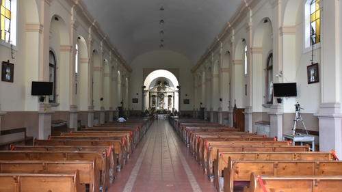El altar mayor en la catedral guarda la imagen de San Miguel. (Foto: José García/Colaborador)