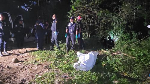 El cad&aacute;ver estaba entre una cuneta a la orilla de un cafetal. (Foto: Surama Rodas/Colaboradora)