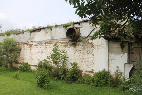 El inmueble tiene jardines y estructuras centenarias que conectan pasado y presente en Solol&aacute;. (Foto: Alfonso Gu&aacute;rquez/Colaborador)