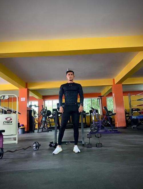 El joven tambi&eacute;n ha demostrado en sus redes sociales su amor por el deporte. (Foto: FB Mario Monroy)