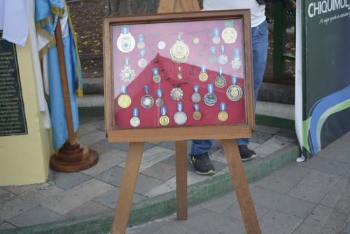 Las medallas que ha recibido el destacado personaje. (Foto: Nehem&iacute;as Guti&eacute;rrez/Colaborador)