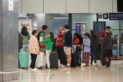 Miles de pasajeros son atendidos en el Aeropuerto Internacional La Aurora. (Foto: Wilder L&oacute;pez/Soy502)