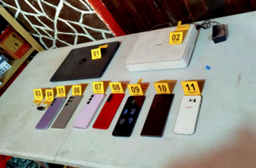 Los objetos incautados servir&aacute;n para las investigaciones correspondientes. (Foto: PNC)