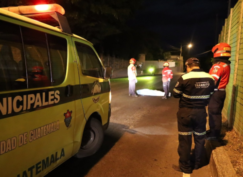 Bomberos Municipales asistieron al lugar aunque la persona ya no contaba con signos vitales. (Foto: CBM)