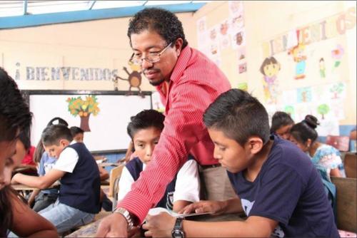 Spross subray&oacute; la importancia de fortalecer los procesos de selecci&oacute;n y contrataci&oacute;n docente. (Foto: Archivo/Soy502)
