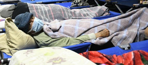 Personas de la tercera edad son m&aacute;s vulnerables durante la temporada de bajas temperaturas. (Foto: Archivo/Nuestro Diario)