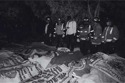 La causa de muerte fue trauma corporal severo, seg&uacute;n la informaci&oacute;n del Instituto Nacional de Ciencias Forenses (Inacif). (Foto: Bomberos Voluntarios)